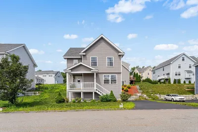 20 Boxwood Dr 1