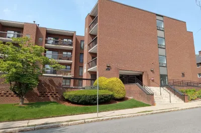 12 Mount Vernon St #25 1