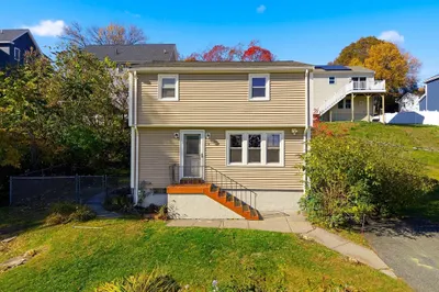 3 Huron Ave