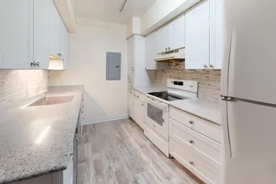 41 Park St #108