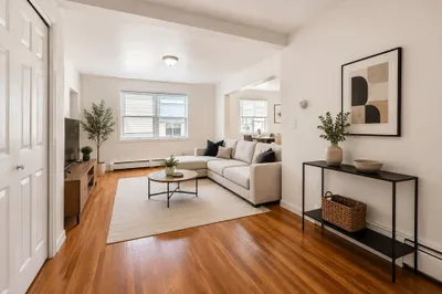 34 Franklin Ave #7 1