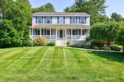 18 Fairfield Dr 1