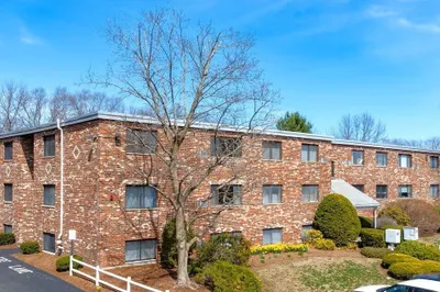 69 Milliken Ave #1A 1