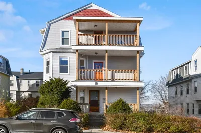 94 Vernon St #2
