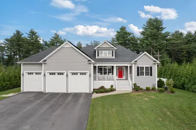 14 Stone Ridge Dr 1