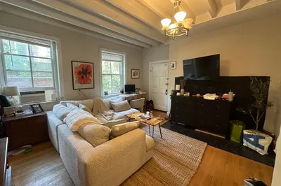 61 Hancock St #2