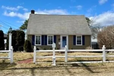 73 Standish Way 1