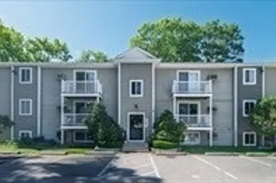 451 School St #1-12 1
