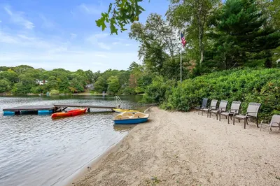 111 Lake Shore Dr 1