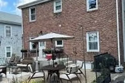 19 Brookdale Ave #19