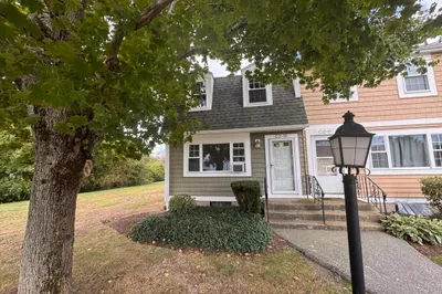 12 Lydon Lane #C2-12