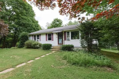 215 E Main St 1