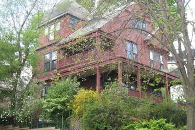 123 Cushing Avenue #1
