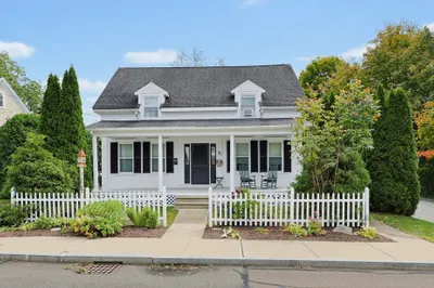 81 Pleasant Street 1