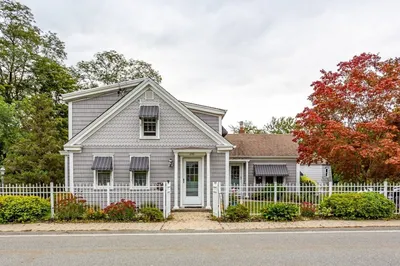 648 Pleasant St 1