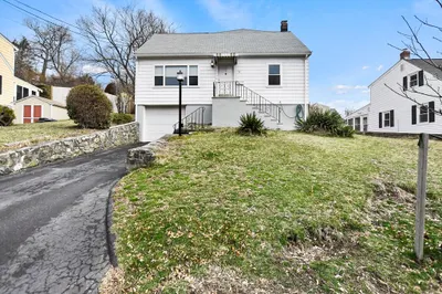 54 Candia Street 1
