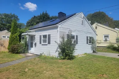 87 Oakside Ave