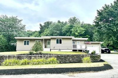 96 Regina Dr 1