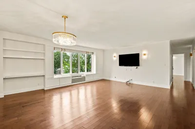19 Chauncy Street #4B 1