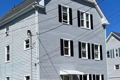 25 Lester St #2