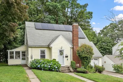 16 Zenith Drive