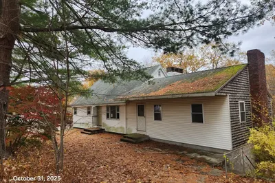 7 Pine Hill Rd