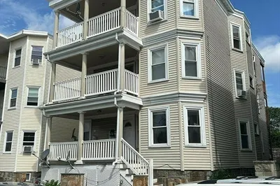 11 Kenberma Rd #2
