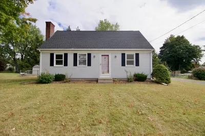 21 Carmel Ln 1