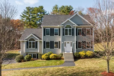 8 Breckenridge Dr 1
