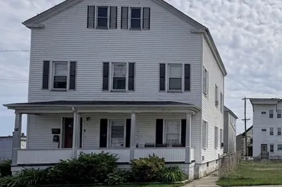 66 Whitman St 1