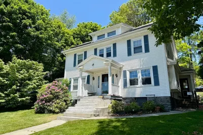 1013 Pleasant St 1
