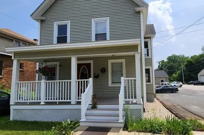 172 S Main St
