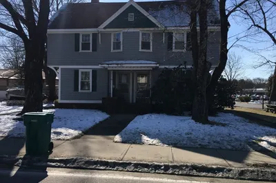 10-12 Olive St