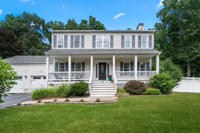 17 Spindle Tree Ln 1