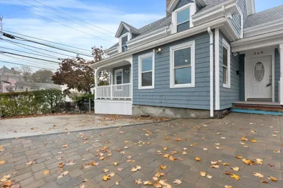348 Essex Street