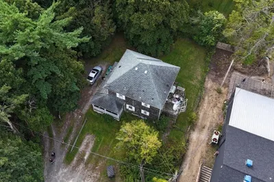140 Main St 1