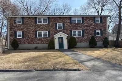 18 Perry St #7