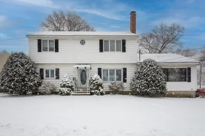 68 Central St #2 1