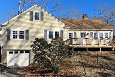52 Megansett Rd 1