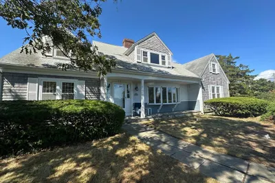 74 Shore Road 1