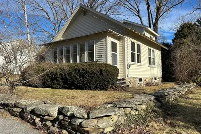 73 Swan Avenue 1