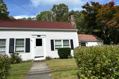 86 Main St