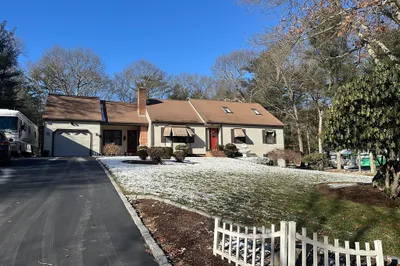 1 Knollwood Dr 1