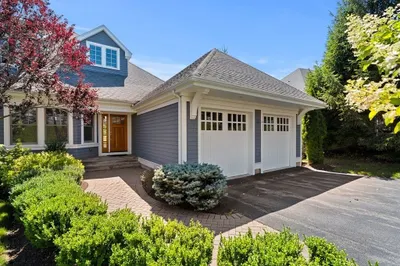 10 Buttonwood Lane #10 1