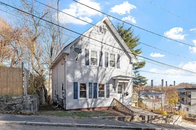 32 Birch Street
