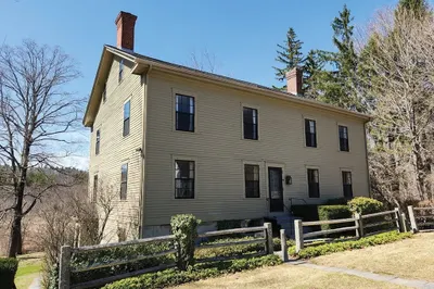 79 Shaker Rd
