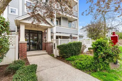 200 Falls Blvd #B208 1