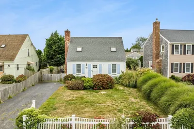 58 Tupper Ave