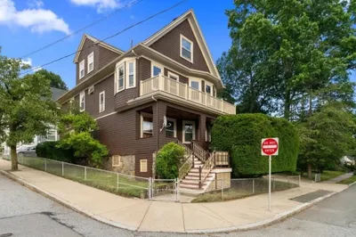 61 Warren St