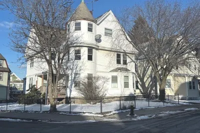 44 Ashford Street 1